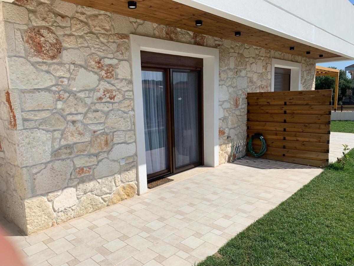 Elena'S House By The Sea Villa Никити Екстериор снимка